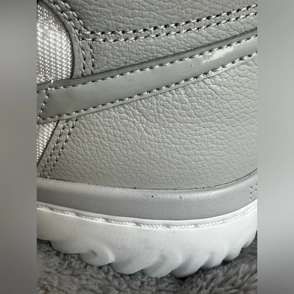 Jordan 1 High React Grey Fog Sneakers